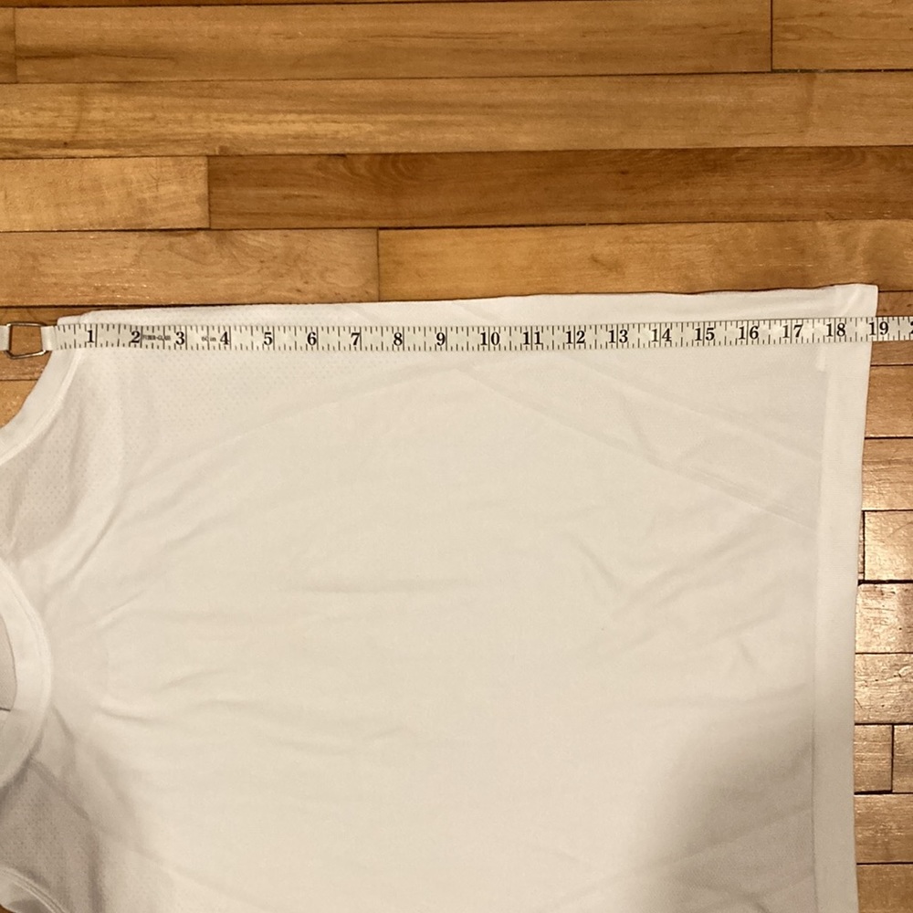 GAIAM Tank Top - Picture 7 of 8